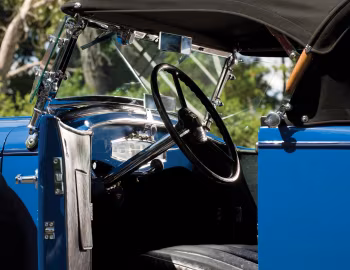 Интерьер 1931 Ruxton Model C Roadster