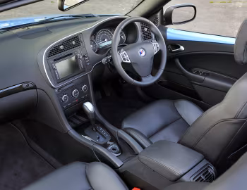 Інтер'єр Saab 9-3 Aero Convertible [UK-spec] '2008–11