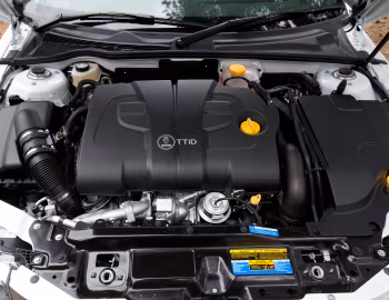 Під капотом Saab 9-3 Griffin Aero Convertible [UK-spec] '2011