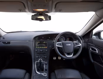 Panneau avant Saab 9-5 Aero Sedan [UK-spec] '2010–11