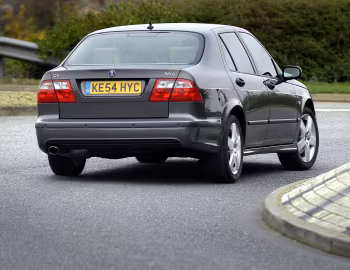 Saab 9-5 Aero Sedan [UK-spec] '2003–05