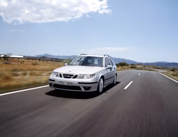 Saab 9-5 Aero Wagon [Worldwide] '2003–05