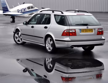 Saab 9-5 Aero Wagon [UK-spec] '2003–05