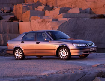 Saab 9-5 SE Sedan [Worldwide] (YS3E) '1997–2001