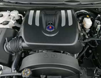 Під капотом 2008–09 Saab 9-7X Aero '2008