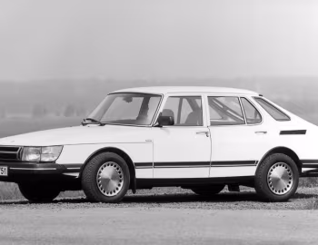 Saab 900 GLE 5-door '1983–????