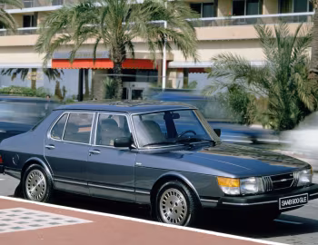 Saab 900 GLE Sedan '1980–83