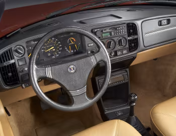 Передня панель Saab 900 Turbo '1987–93