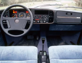 Передня панель Saab 900 Turbo '1980–83