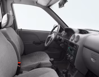 Интерьер SAIPA 151 '2013–20