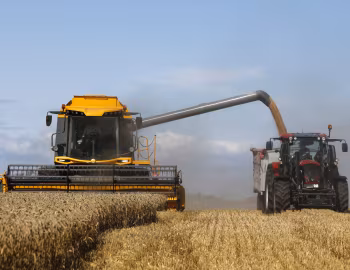 Sampo Rosenlew Comia C12, Valtra