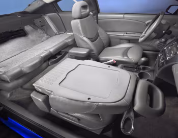 Interior 2003–07 Saturn ION Quad Coupe '2002–07