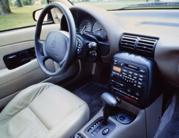 Interior 1991–95 Saturn SL2 (ZK-G69/K69) '1990–95