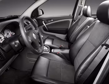 Interior 2006–07 Saturn Vue Red Line '2005–07