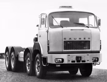 Saurer 5DF 8×4