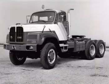 Saurer D330N 6×4 '1976–82