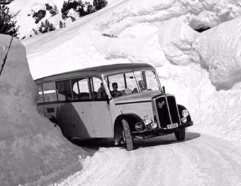 Saurer L4C CT1D Ramseier & Jenzer Alpenwagen IIIa '1951–52