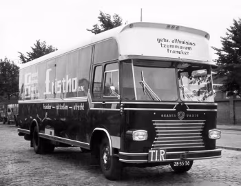 Scania-Vabis BF56 Heiwo & Rondaan Beetgum Möbelbus [Netherlands] '1965