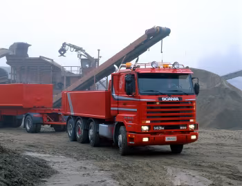 Scania R143H 500 8×2 rigid Streamline tipper '1991–96