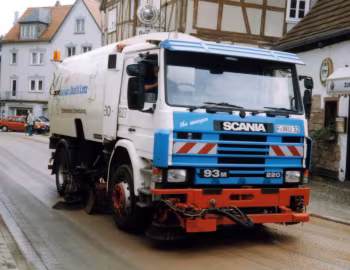 Scania G93M 4×2 220 Schörling Kehrmaschine [Germany] '1992–????