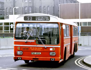 Metro-Scania BR111MH MCW [UK-spec] (B37D) '08.1973