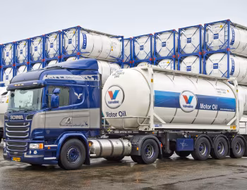 Scania G340 LNG Streamline 4×2 tractor Highline cab '2015–н.в.