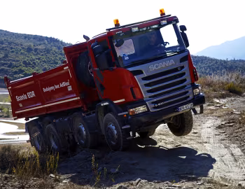 Scania G400 8×6 rigid Short cab with tipper body '2009–13
