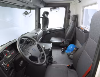 Интерьер Scania G420 8×4 '10.2007–09