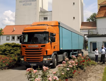 Scania G440 4×2 tractor Highline cab '2010–13