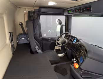 Торпедо Scania G440 6×2*4 rigid refrigerator truck '2010–13