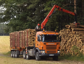 Scania G440 6×6 tractor with crane '2010–13
