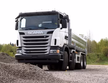 Scania G440 8×4 rigid Short cab with Moser tipper body '2010–13