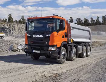 Scania G 450 XT 8×4 rigid with Meiller tipper body '2017–pr.