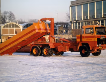 Scania LBS86S-46 rigid with hooklift system '1979