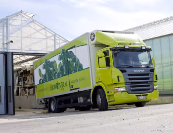 Scania P230 4×2 CP14 refrigerator truck '2004–10