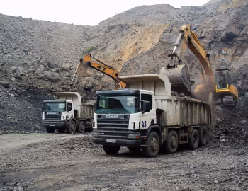Scania P380 8×4 CP14 with mining dump body '2004–07
