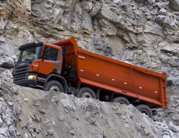 Scania P420 8×4 rigid CP14 with Rossetti tipper body [Brazil] '2004–11