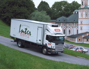 Scania P94D 260 4×2 rigid refrigerator truck '1996–2004