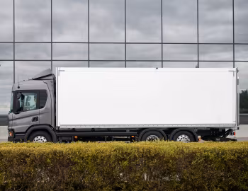 Scania P 220 6×2*4 Day Cab CP17N rear-steer box body '2017–н.в.