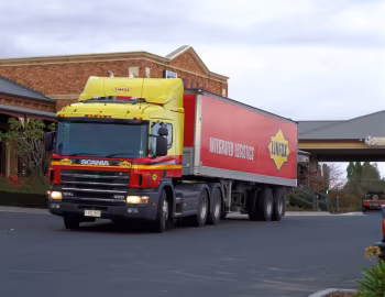 Scania P124L 400 6×4 tractor [Australia] '1995–2004