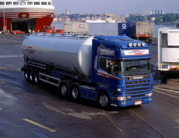 Scania R124L 420 6×2 '2002–04