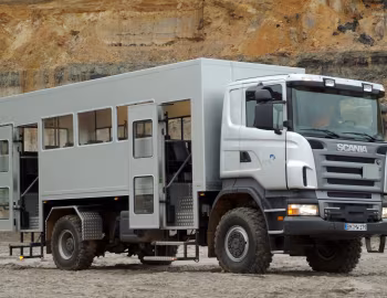 Scania R340 4×4 CR16 geländegängiger Gloria Personenbus '2004–09