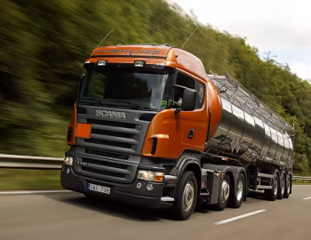 Scania R420LA6×2 CR19H Highline tractor '2004–09