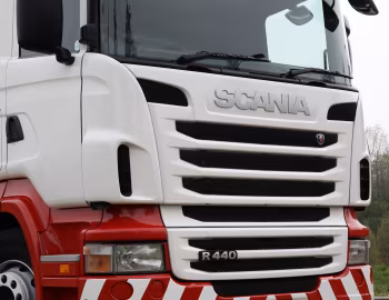 Scania R440 6×2/4 tractor Highline [UK-spec] '2009–13