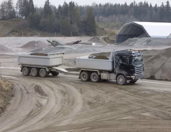 Scania R620 6×4 CR19N rigid Sörling dumperkasse '2006–09