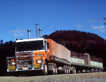 Scania T142H 6×4 tractor [Australia] '1982–90