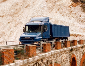 Scania T144 LA4×2 460 '1995–2001