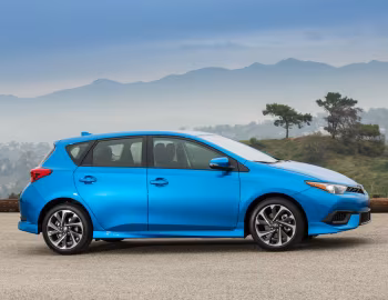 2016 Scion iM '2015–16
