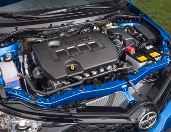 Под капотом 2016 Scion iM '2015–16