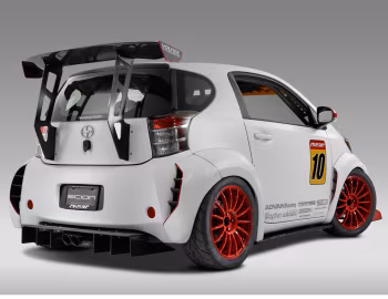 Scion iQ-RS by Michael Chang '11.2011